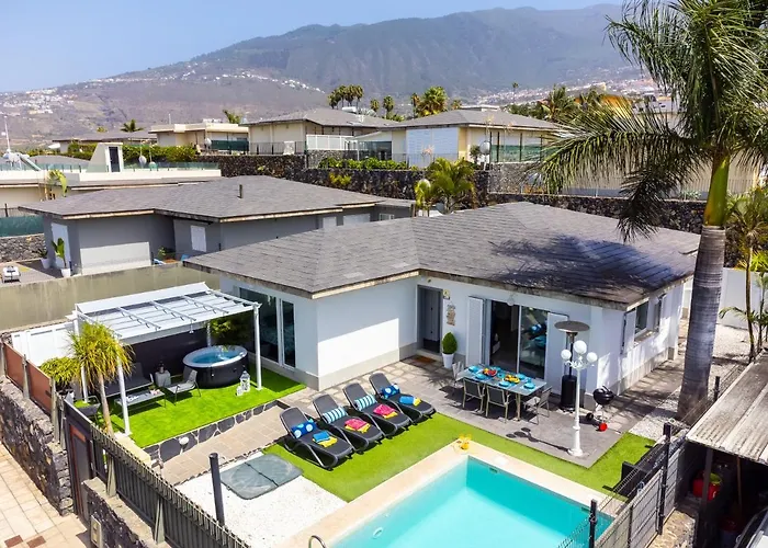 펜션 Piscina Privada Climatizada Teide Views, Bbq 푸에르토 드 라 크루즈